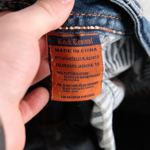 Rock Revival Jeans Mens 31x32  Straight Blue Stone Wash Whiskers Rhinestones - Picture 12 of 13